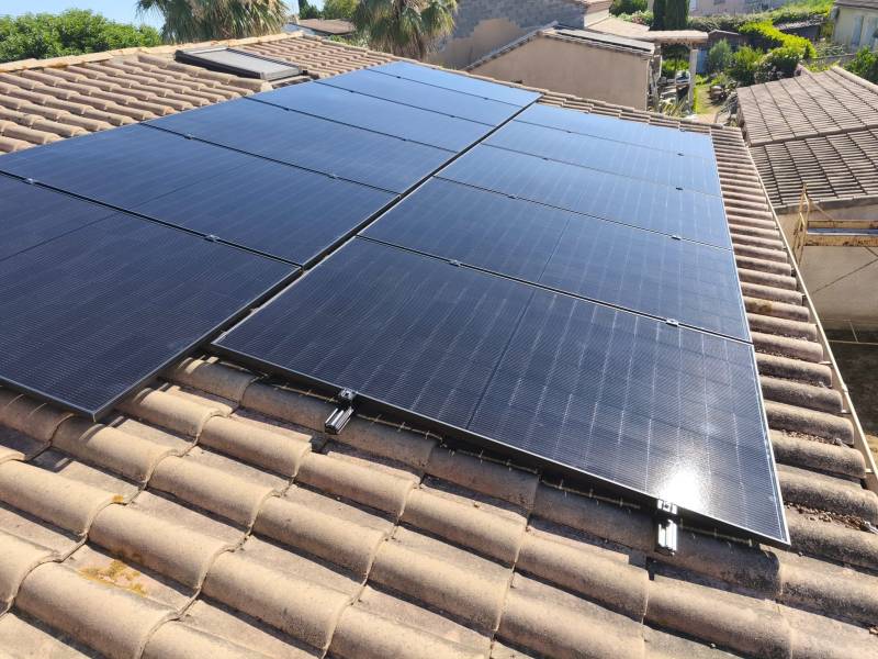 Installation panneaux photovoltaïques 6kWc à Saint-Selve en Gironde  