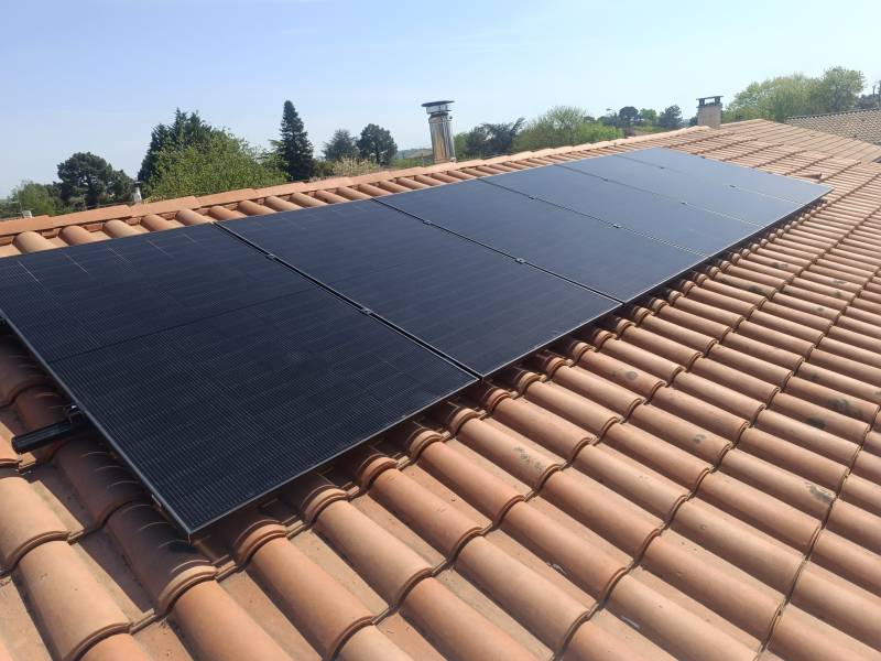 Pose panneaux solaires photovoltaïques en surimposition à Cadaujac en Gironde 